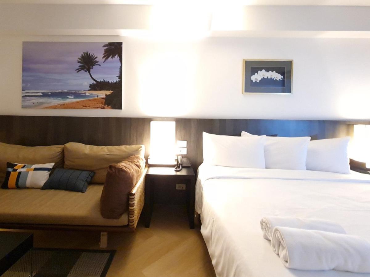 Somewhere To Escape - Hometel Bangkok Eksteriør billede