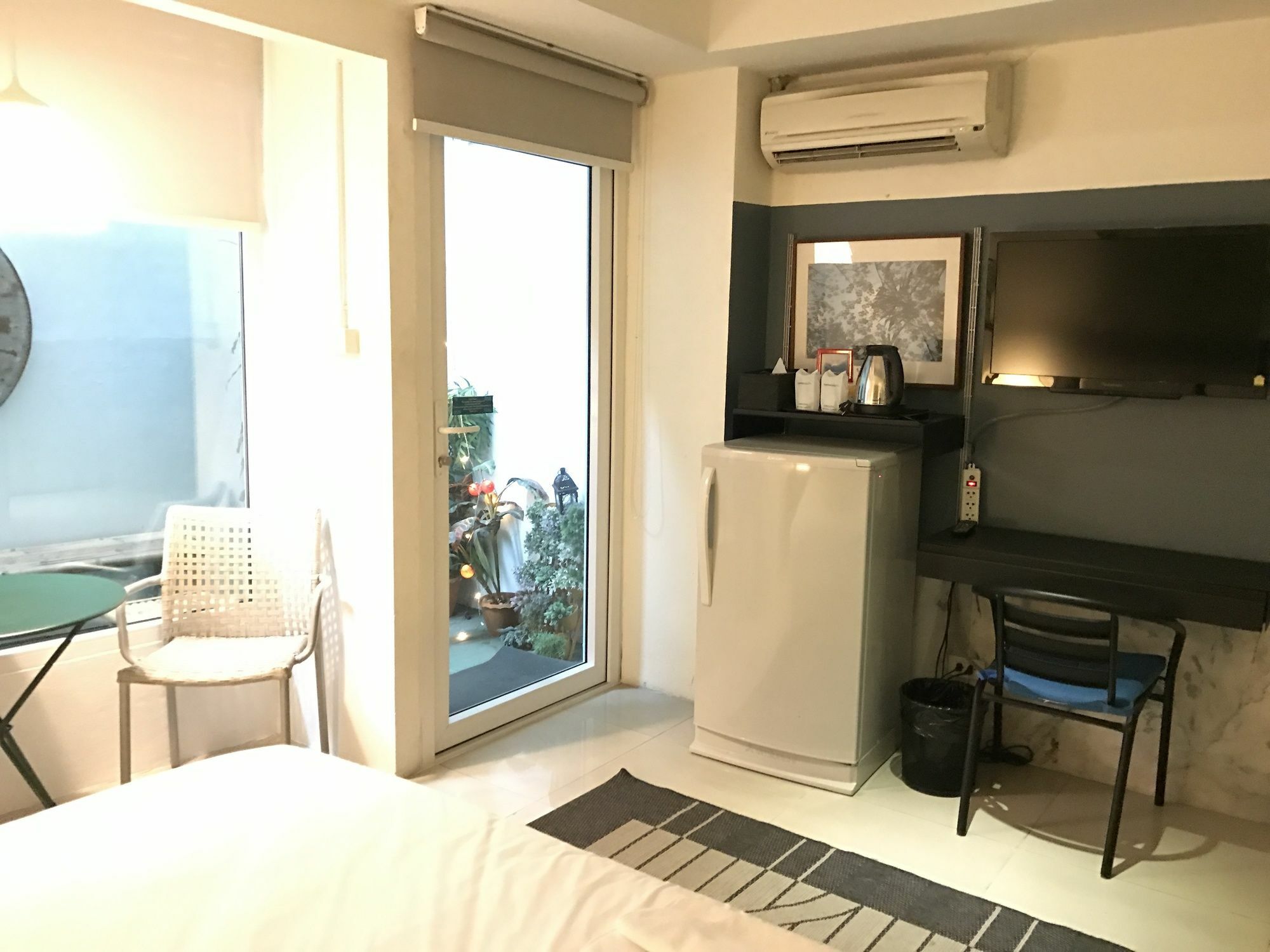Somewhere To Escape - Hometel Bangkok Eksteriør billede